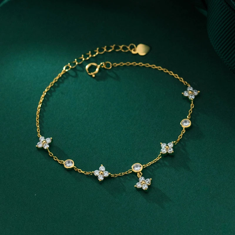 <tc>Vierblättriges Moissanit-Blumenarmband S925 Silber</tc>