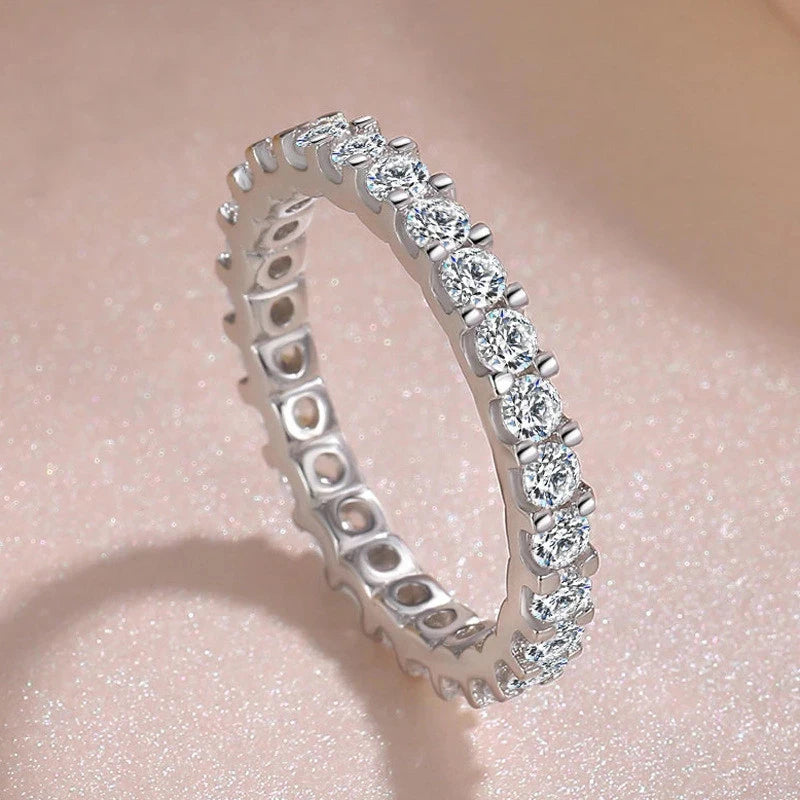 Eleganter S925-Silberring für Damen mit Zirkonia