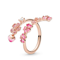 Zarter Blumenring mit rosa und weißem Zirkon