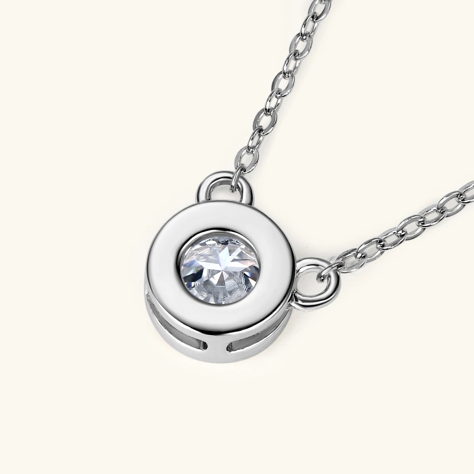 <tc>Halskette  S925-Silber eingelegtem Moissanit</tc>