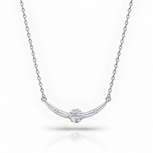 Rotating Shooting Star Necklace – A Sparkle in Motion