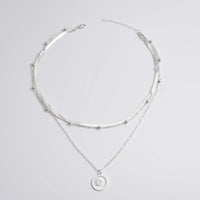Collier rond à trois couches
